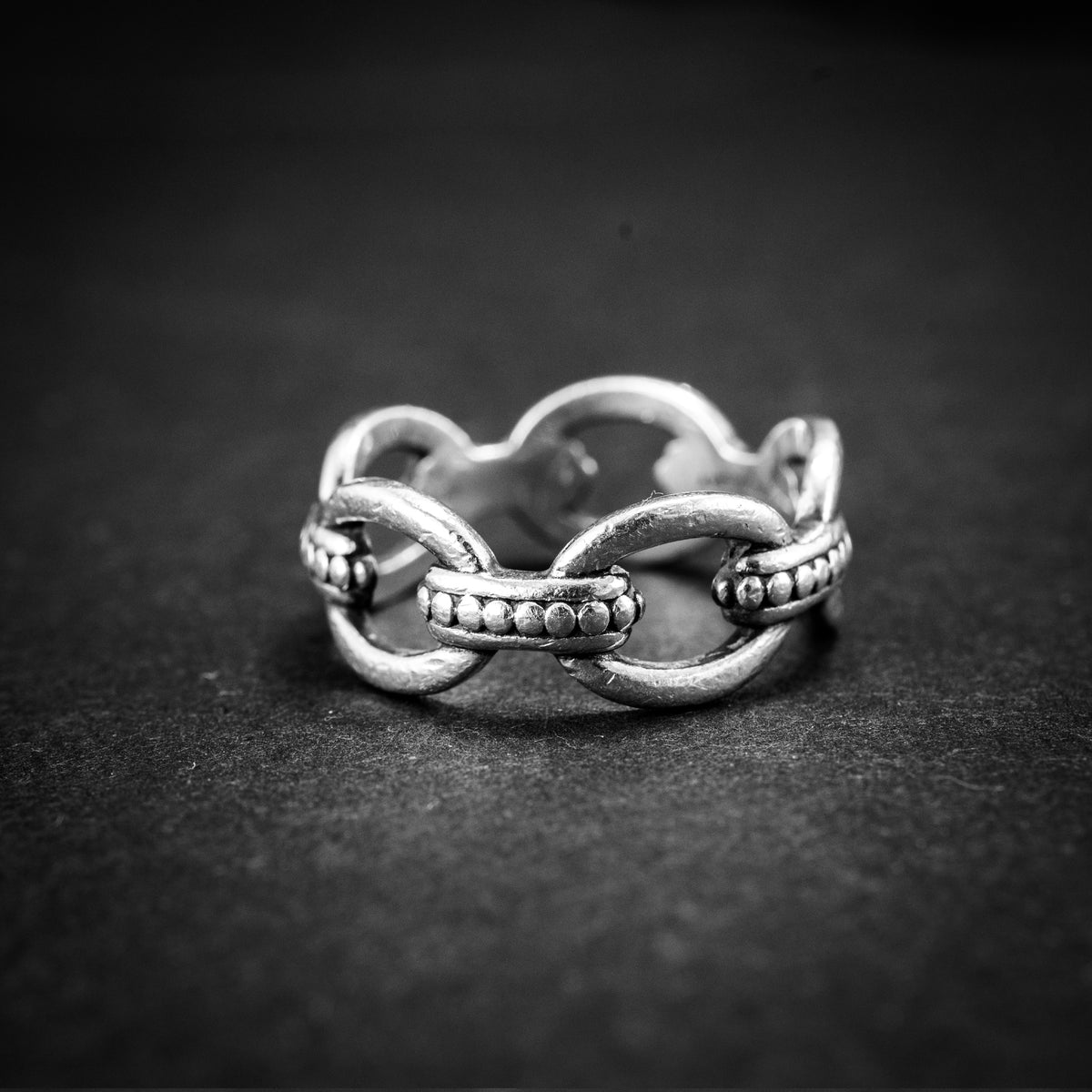Retired James Avery connected beaded link Sterling Silver Band Ring 5.02g 10" 462792 available at DJP Jewelers & Luxury Buyers