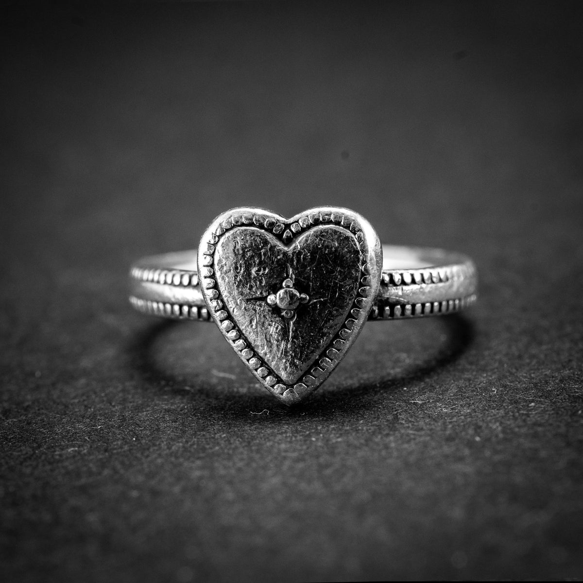 Retired James Avery Heart Sterling Silver Band Ring 4.48g 7" 462795 available at DJP Jewelers & Luxury Buyers
