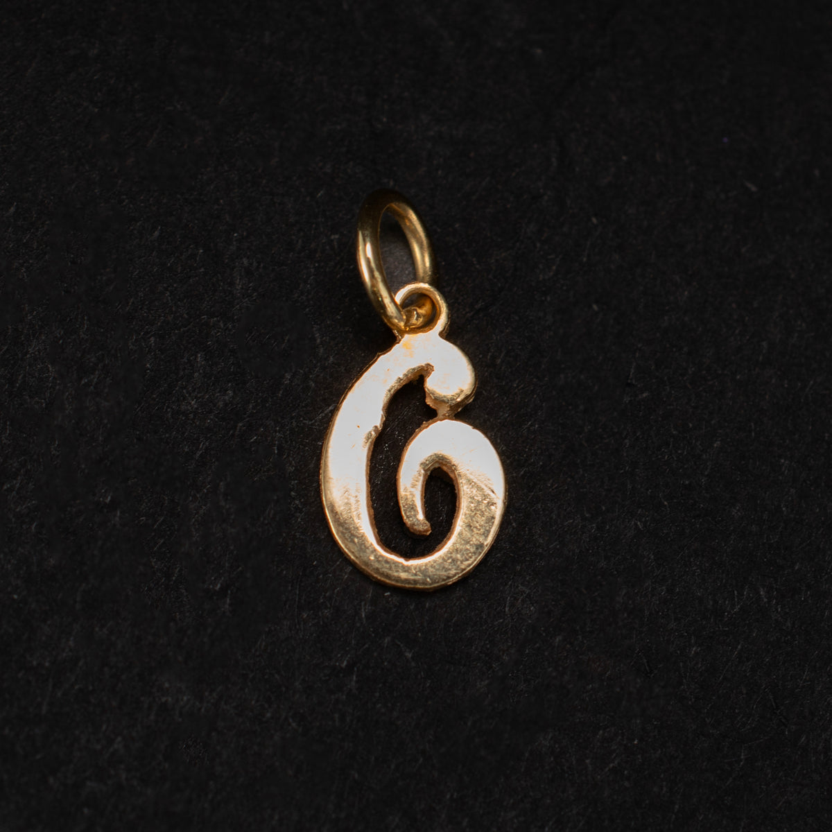 Vintage 14K Yellow Gold Charm Pendant 0.76g 0.5" 468710 available at DJP Jewelers & Luxury Buyers