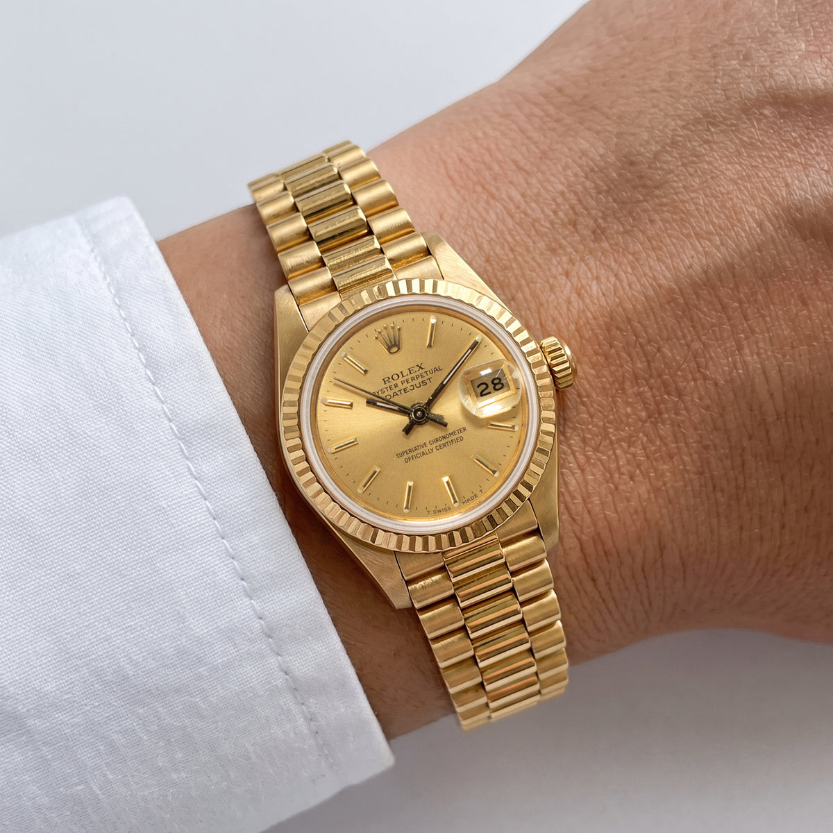 Ladies Rolex Datejust 26MM 69178 Champagne Dial 18K Yellow Gold Watch