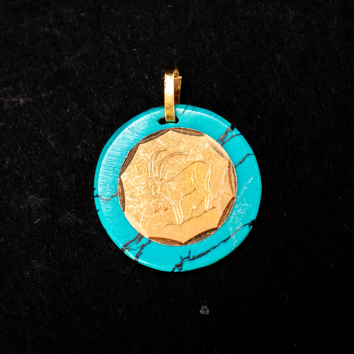 Vintage 18K Yellow Gold Dangle Pendant 2.15g 1" 469649 available at DJP Jewelers & Luxury Buyers