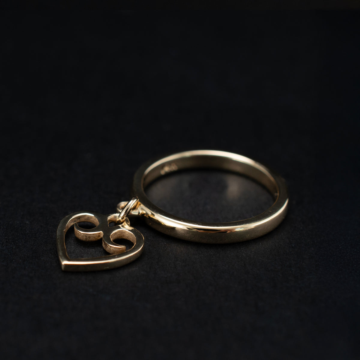 Retired James Avery 14K Yellow Gold Dangle Ring 2.87g 4.25" 471024 available at DJP Jewelers & Luxury Buyers