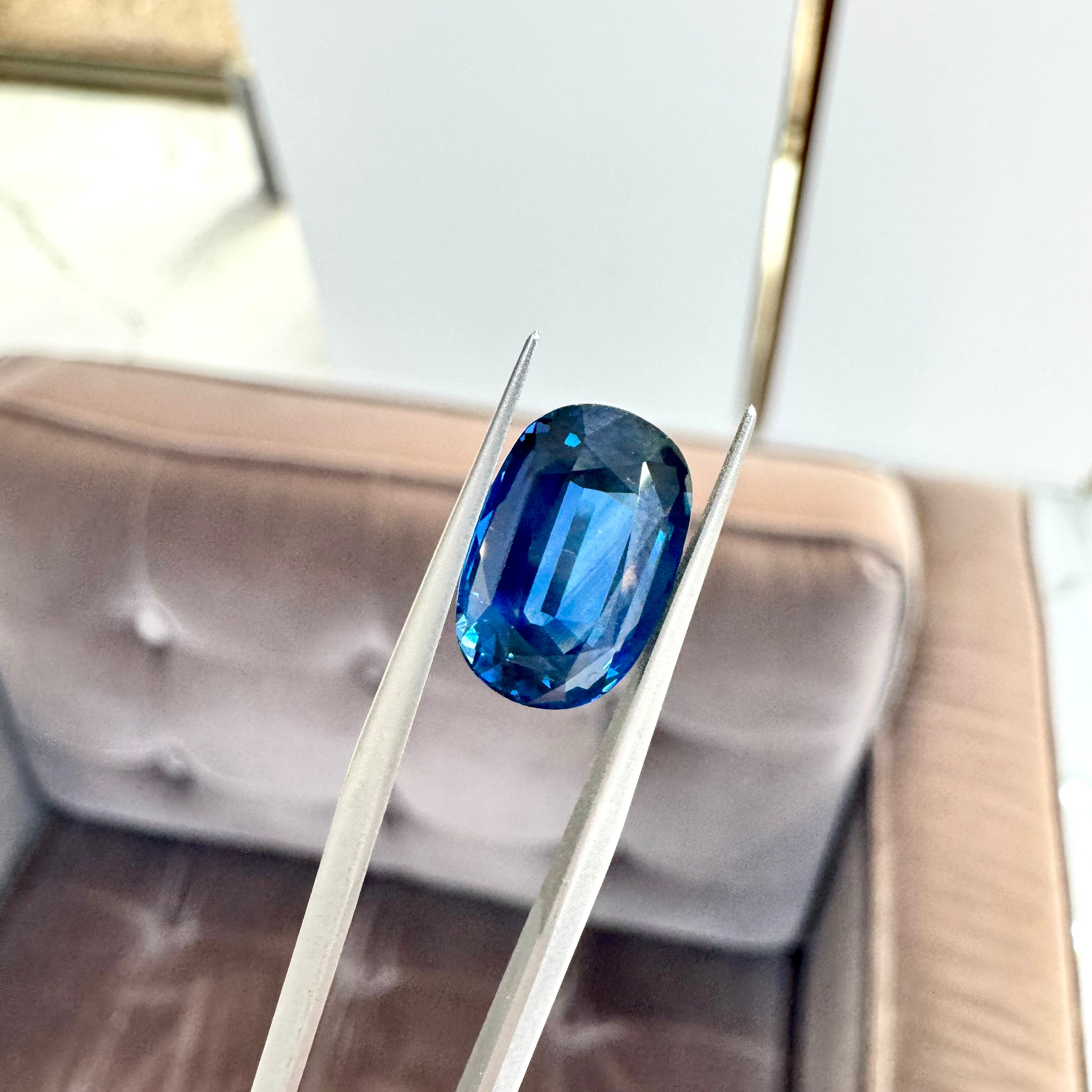 Natural 6.77ct AGL Oval Shape Cut Blue Loose Sapphire