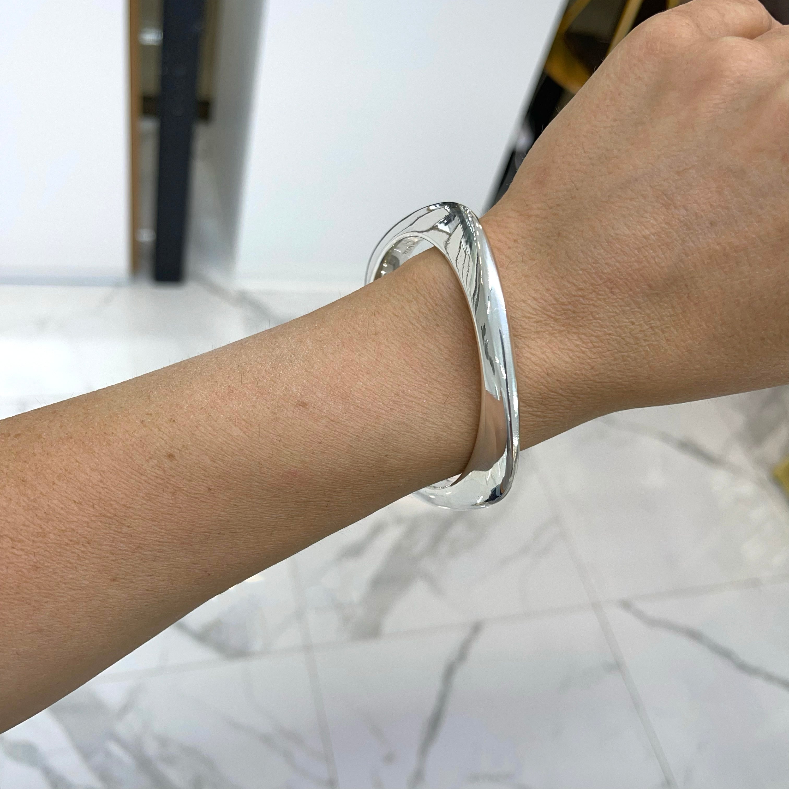 Tiffany & Co. 925 Sterling Silver Cushion Bangle Bracelet