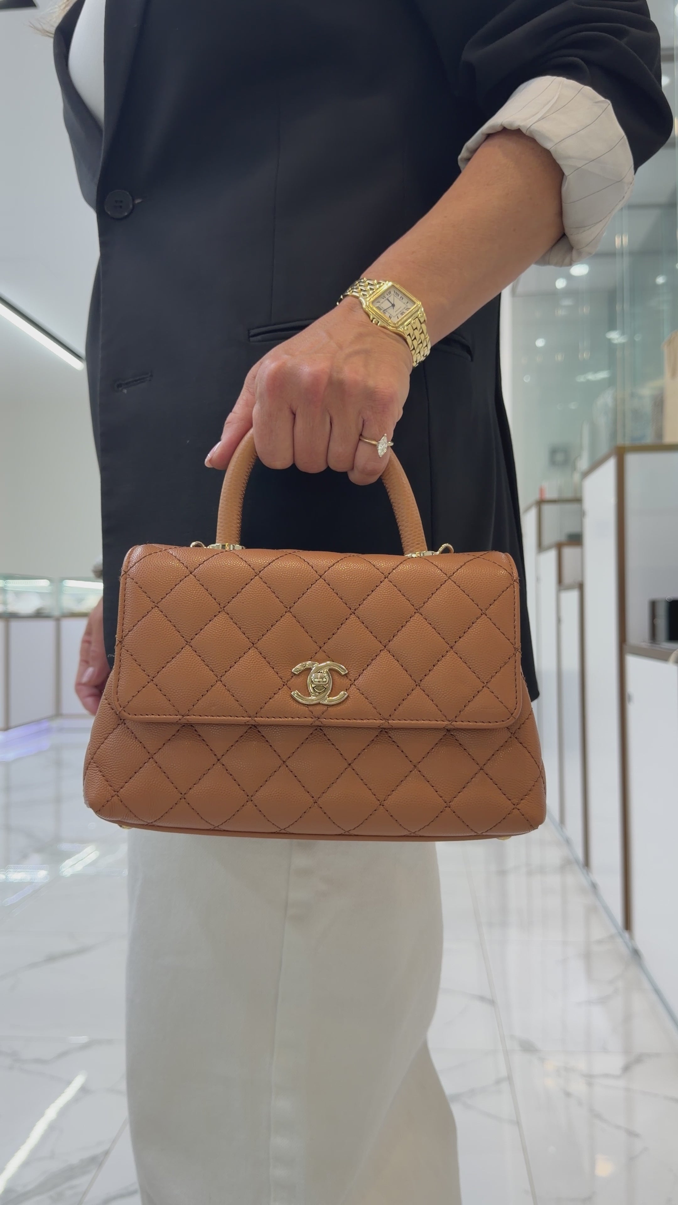 Chanel leather Handbag | DJP Jewelers