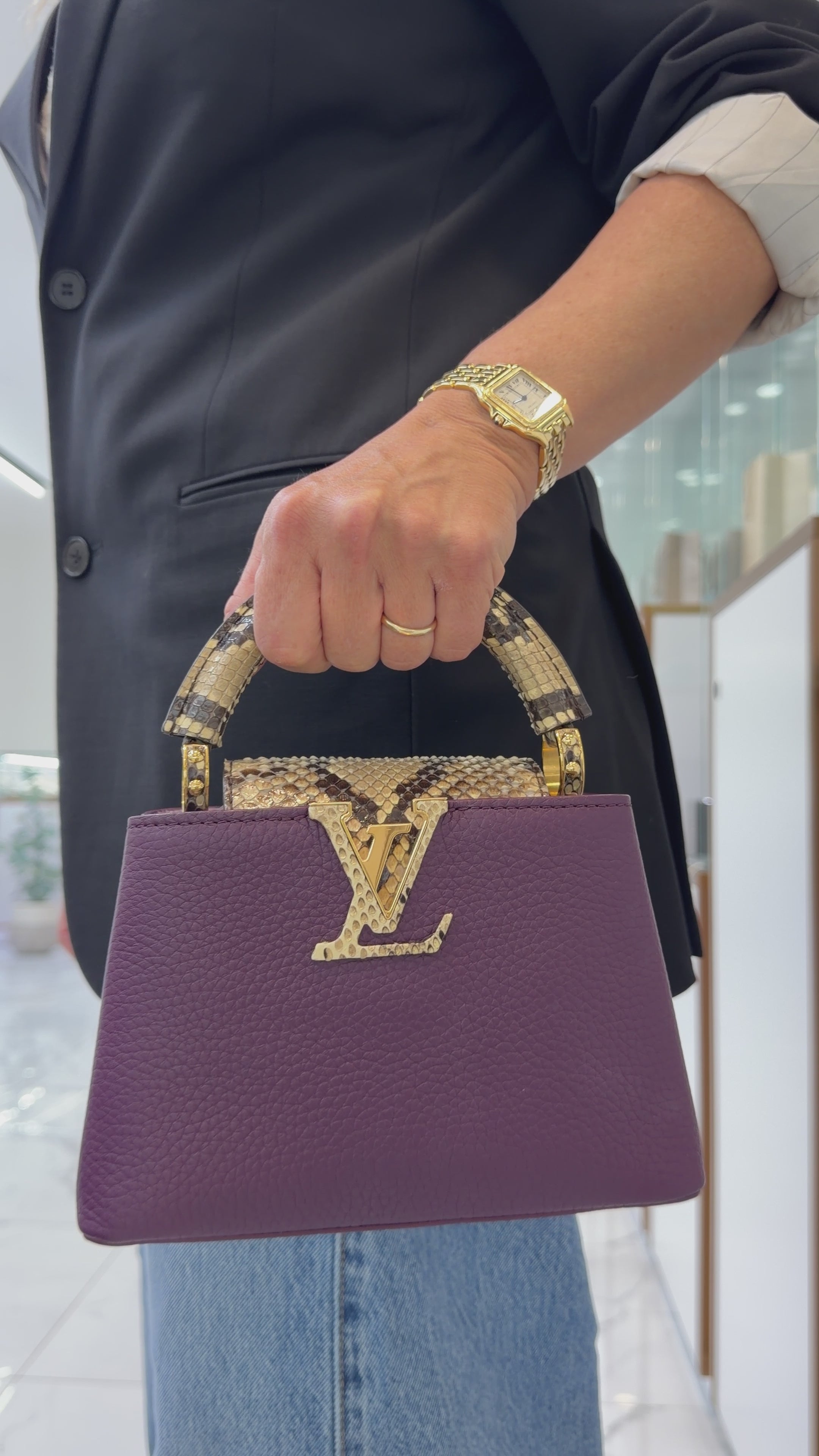 Louis Vuitton leather Handbag | DJP Jewelers
