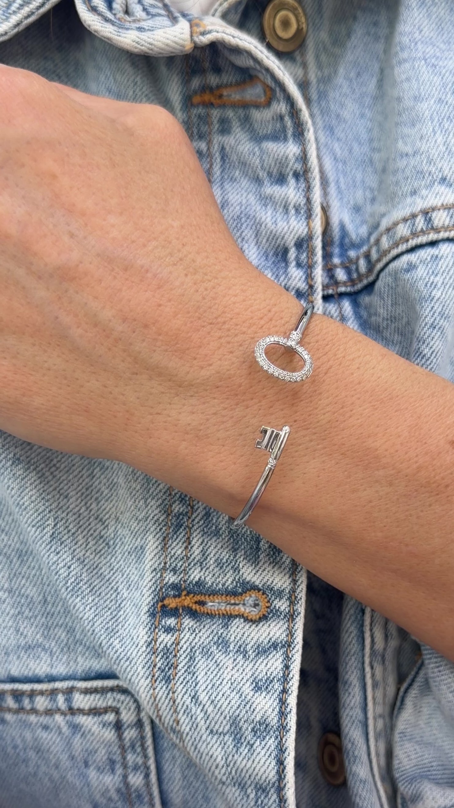 Tiffany & Co. Keys Wire Cuff Bangle 18K White Bracelet | DJP