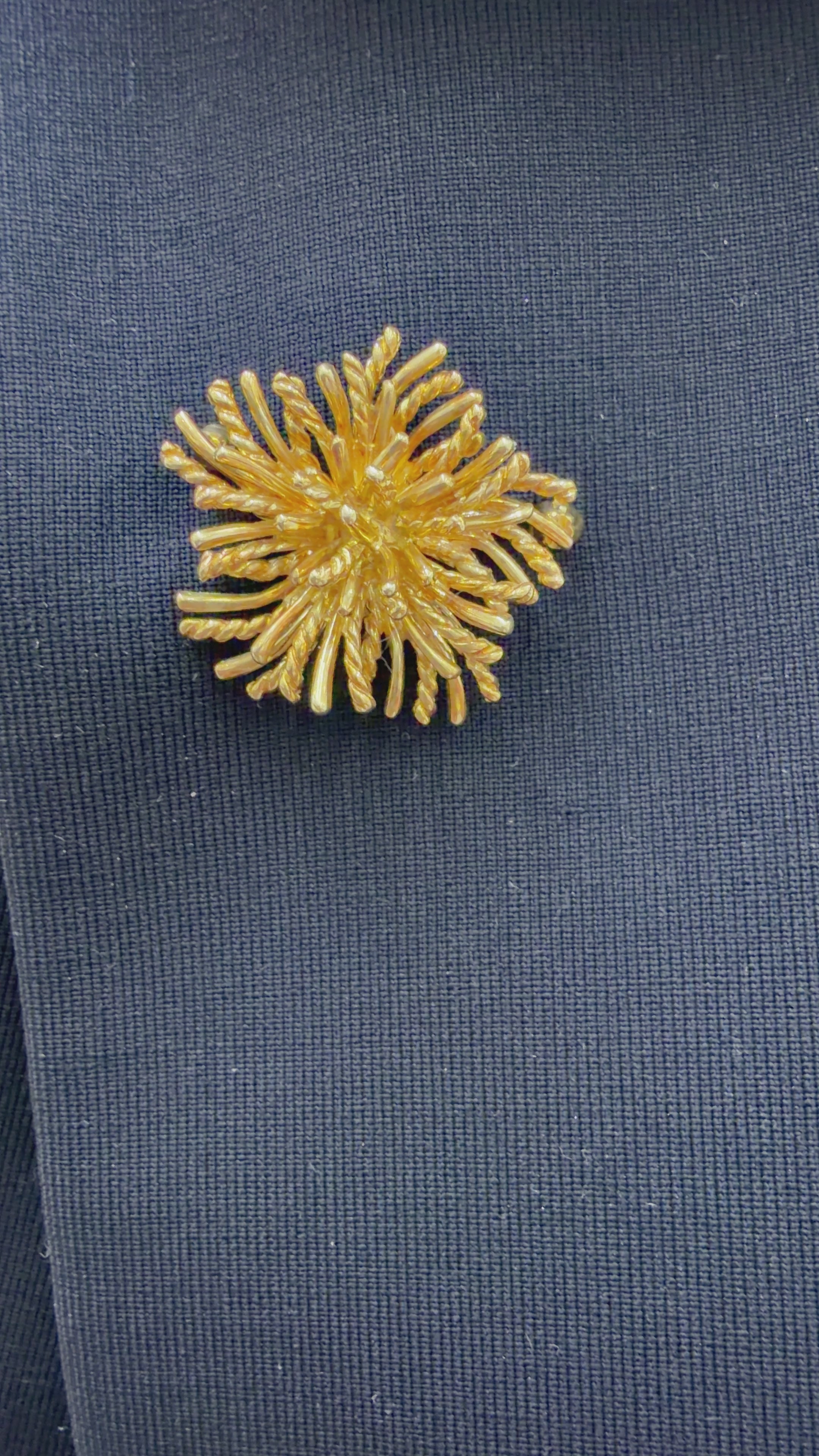 Argha lemon ティファニー色　天珠 Tiffany & Co. 18K Yellow Gold Pin & Brooch | DJP Jewelers