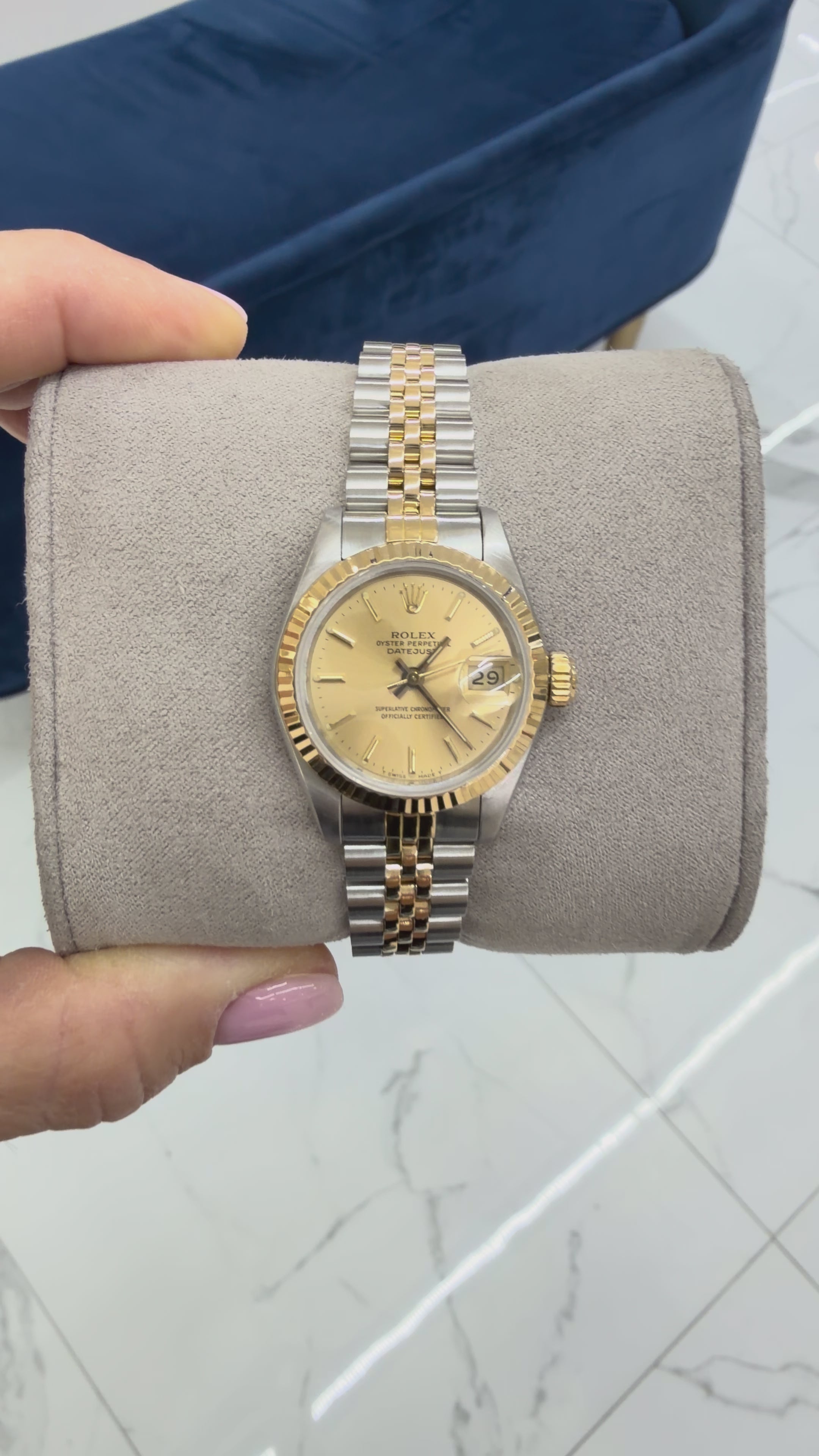ladyページ Ladies Rolex Datejust 26MM 69173 Champagne Dial Fluted Jubilee Gold St