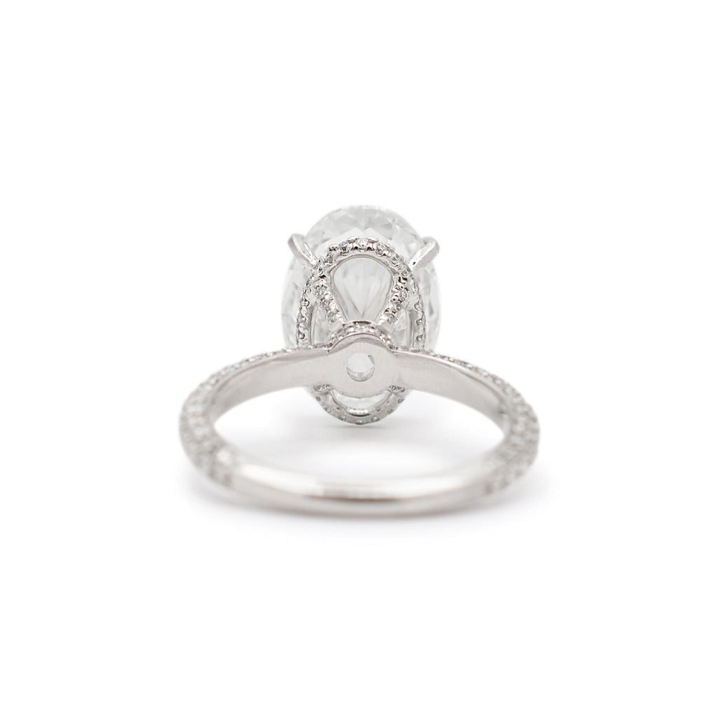 Ladies 18K White Gold IGI 6.50CT I VS1 Oval Lab Grown Diamond Engagement Ring